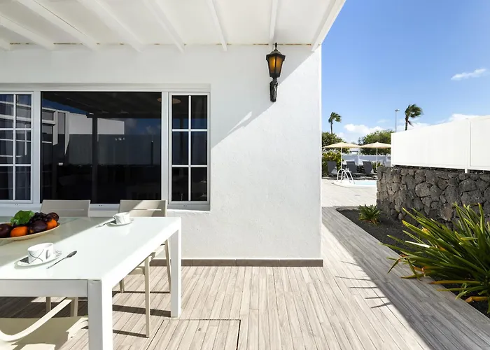 Casa Alegranza 1a 2 By Escape * Puerto del Carmen (Lanzarote)